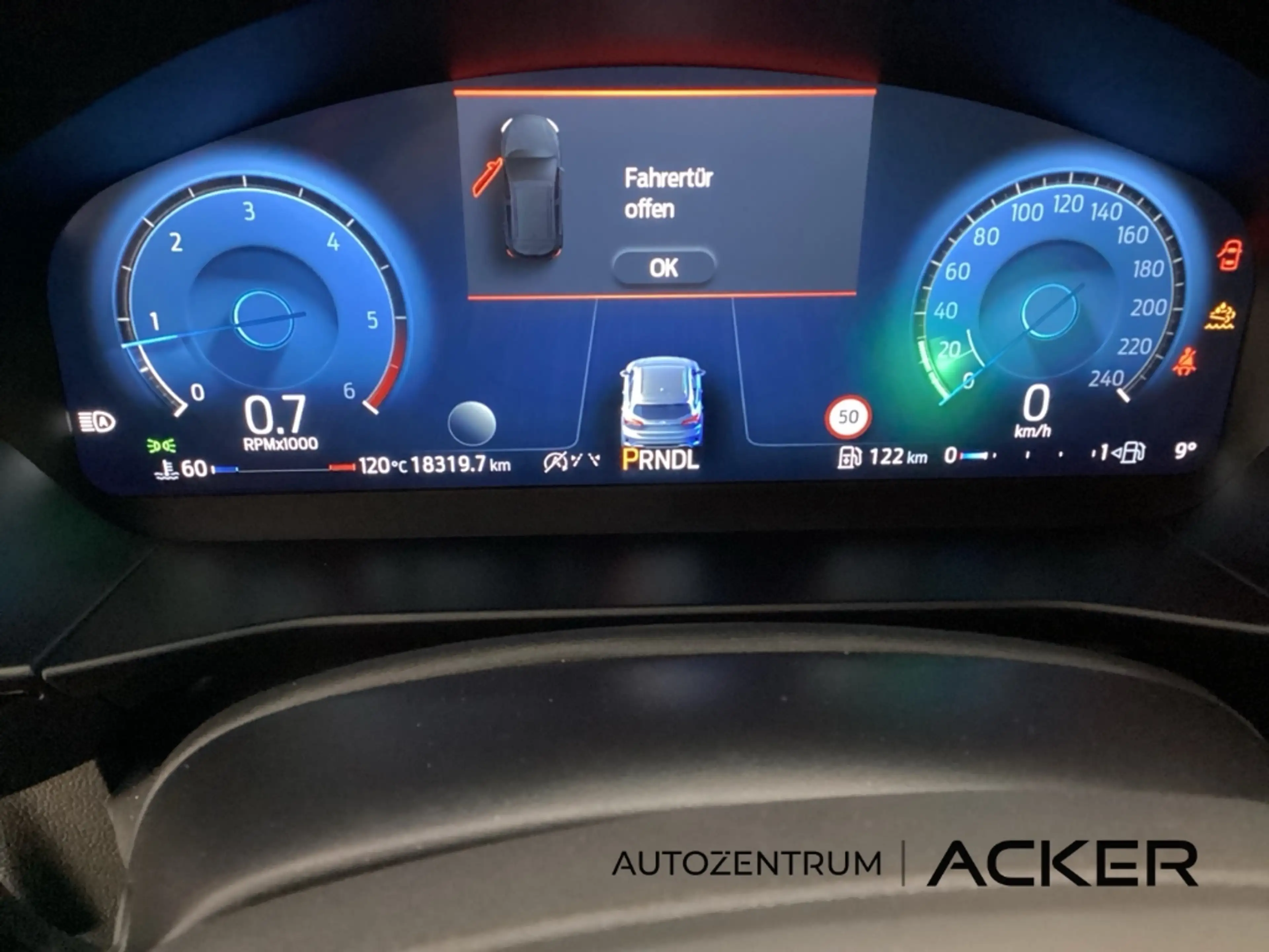 Ford Focus 1.5 EcoBlue Turnier ST-Line X 8AT. -50%* — photo 6