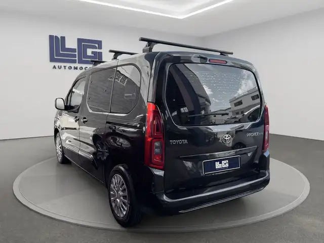 Toyota Unknown Model view 6