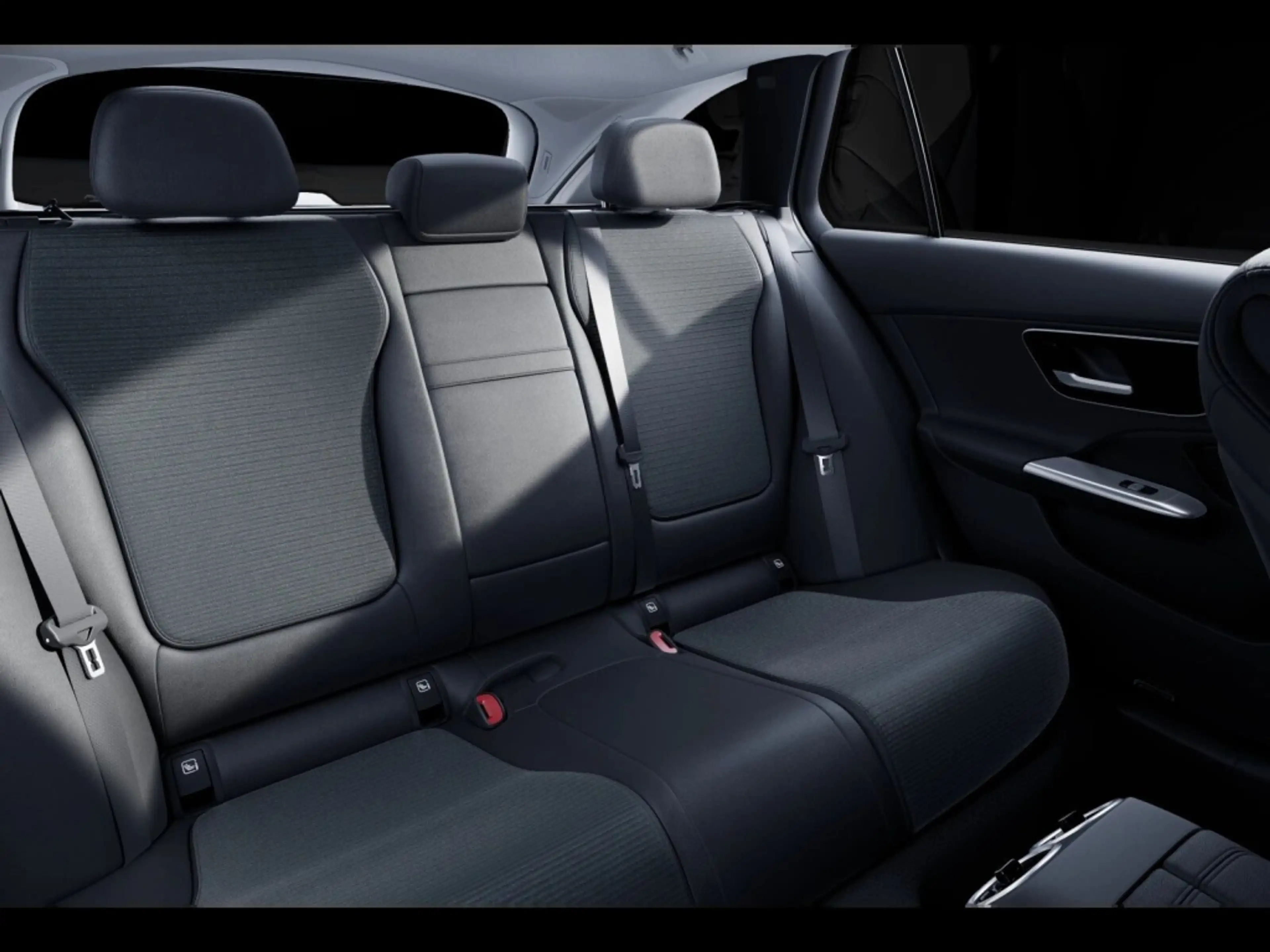 Mercedes-Benz C 220 T d 4M AVANTGARDE DISTRO KAMERA LED 9G — photo 12