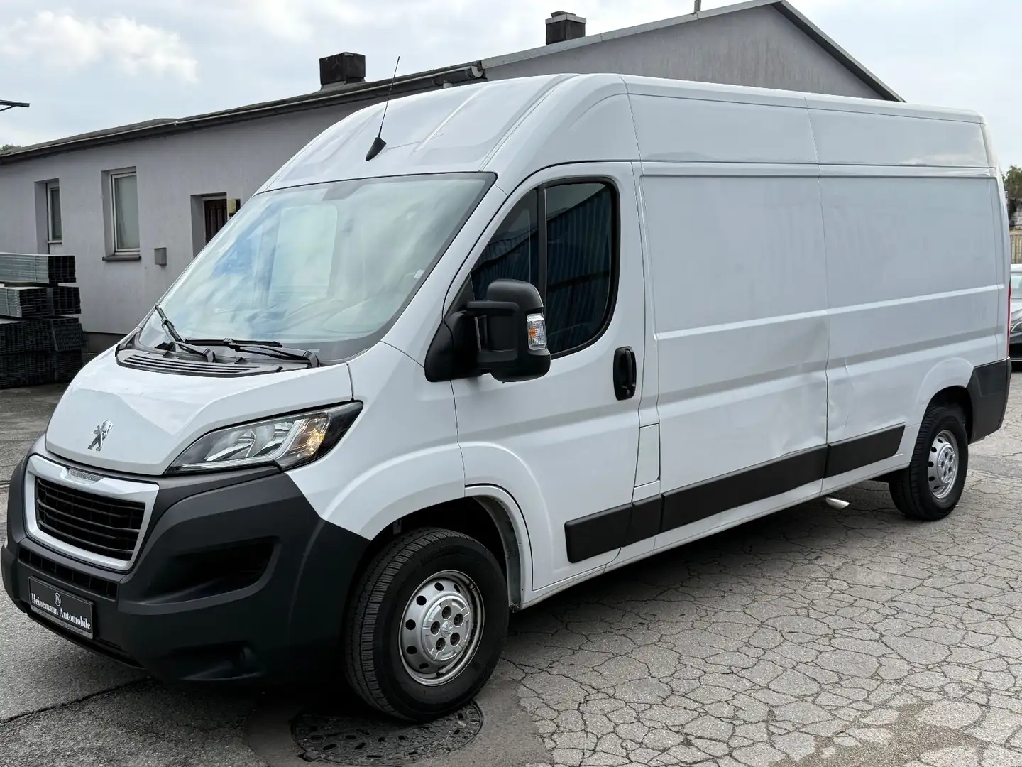 Peugeot Boxer Kasten 335 L3H2 Premium *KLIMA*KAMERA* Weiß - 2