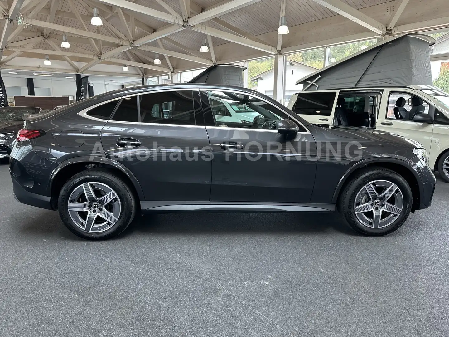 Mercedes-Benz GLC 300 GLC 300e 4M Coupé AMG AHK KAMERA PARKTR LED EAP Grau - 2