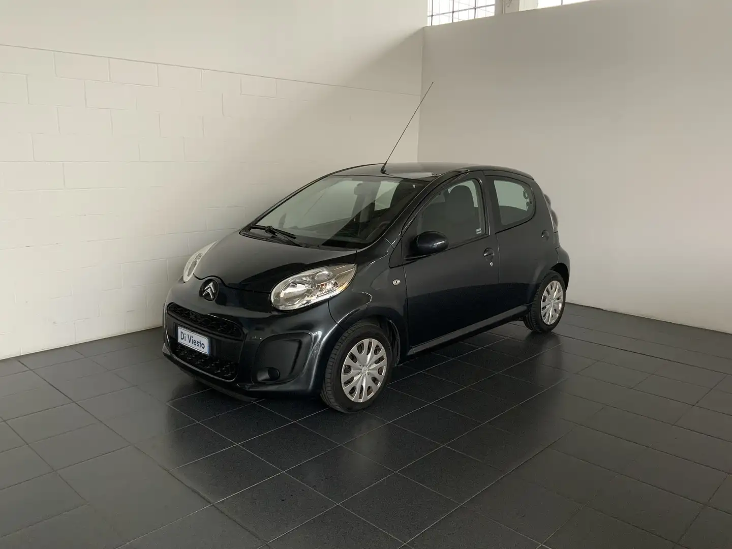 Citroen C1 5 porte 1.0 attraction Grau - 1