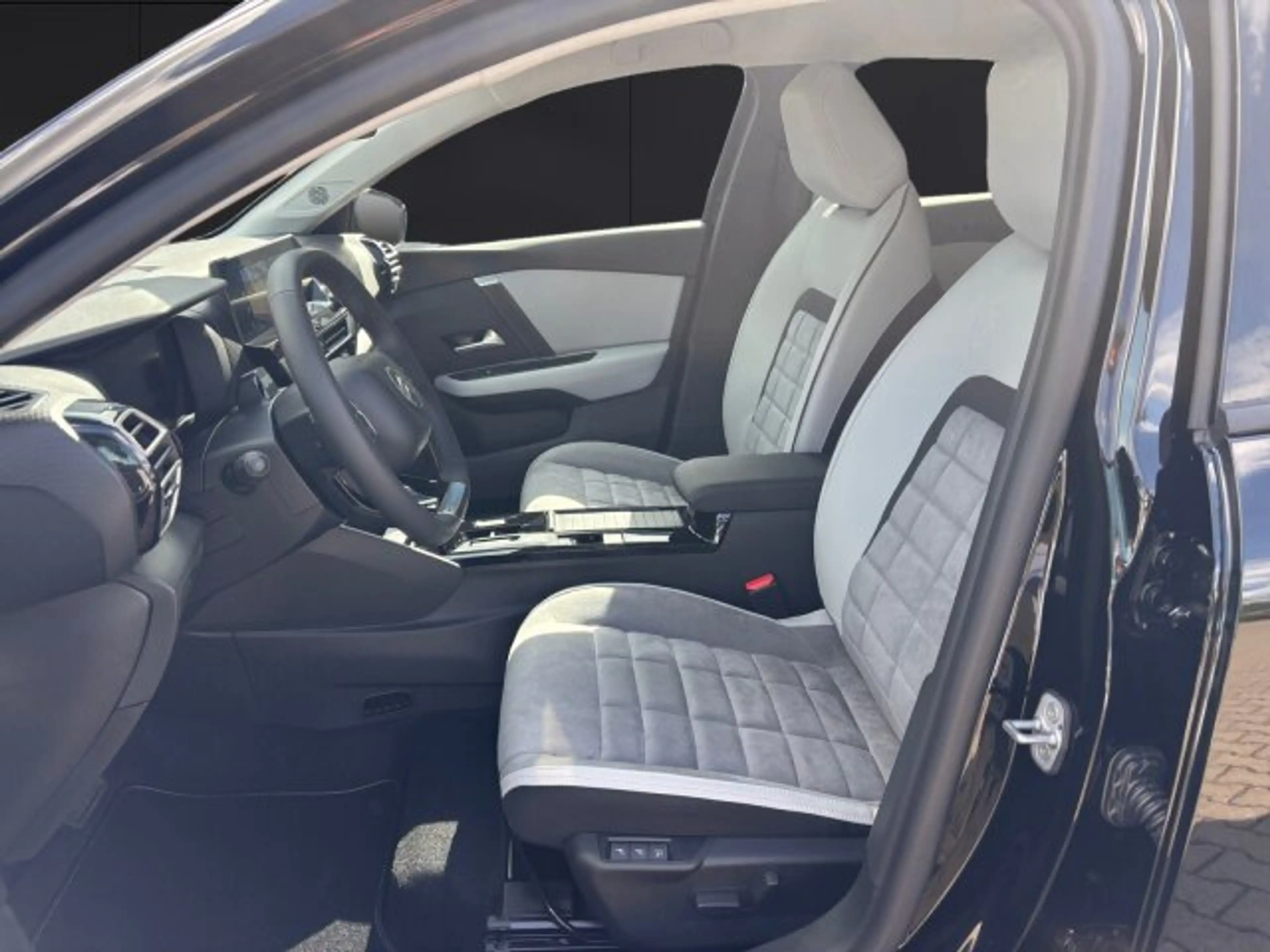 Citroen C4 C4 MAX 145 BAR +360°RFK+Schiebedach+GJR+FSH+HUD+ — photo 8
