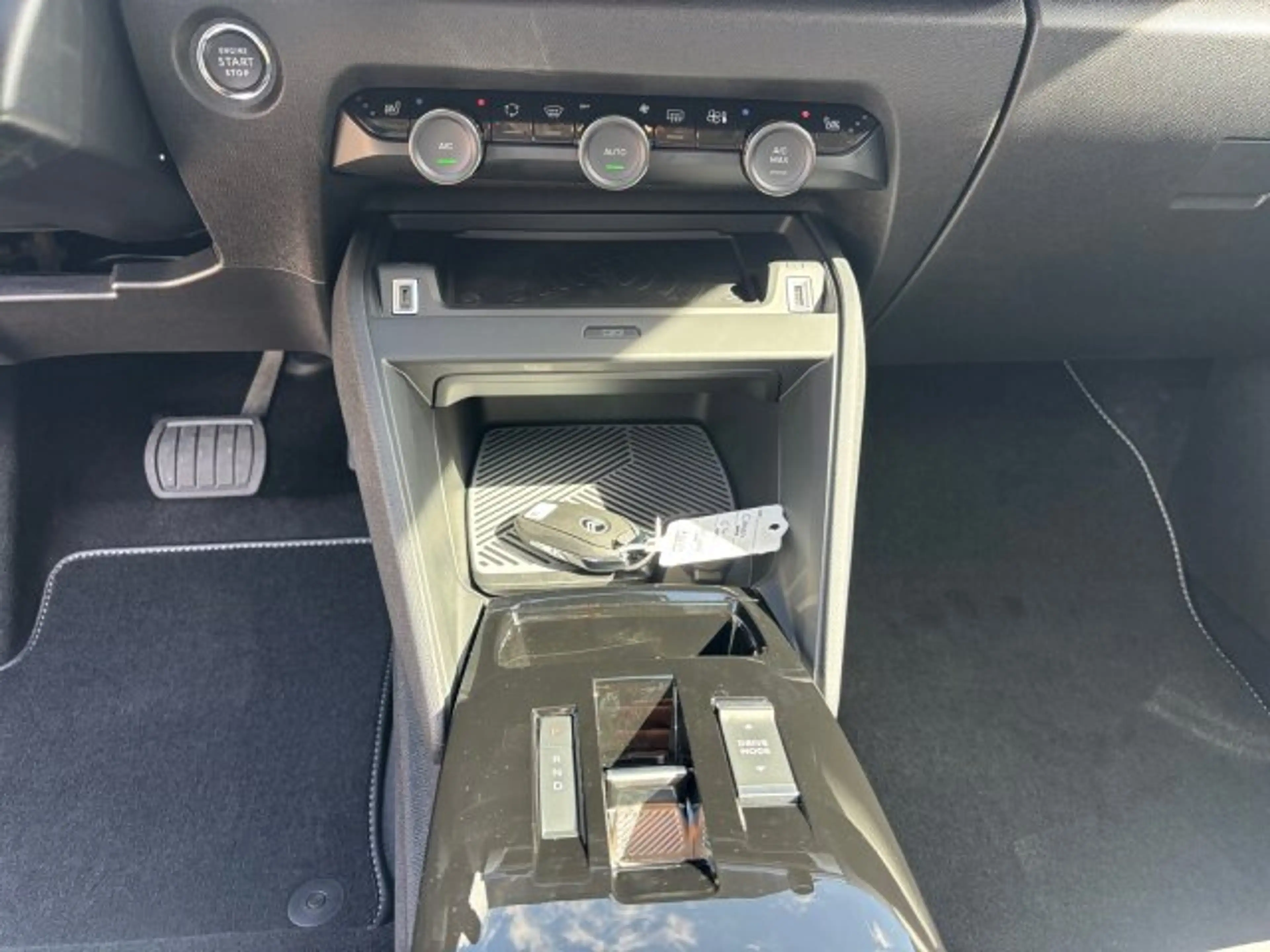 Citroen C4 C4 MAX 145 BAR +360°RFK+Schiebedach+GJR+FSH+HUD+ — photo 13