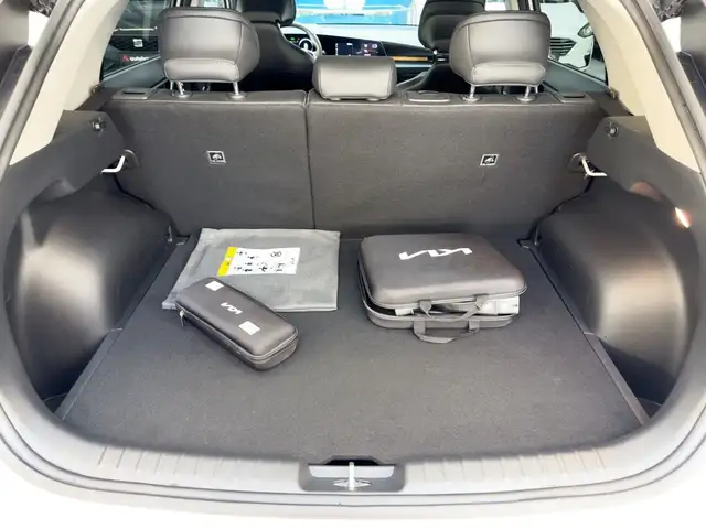 Kia E-Niro view 6