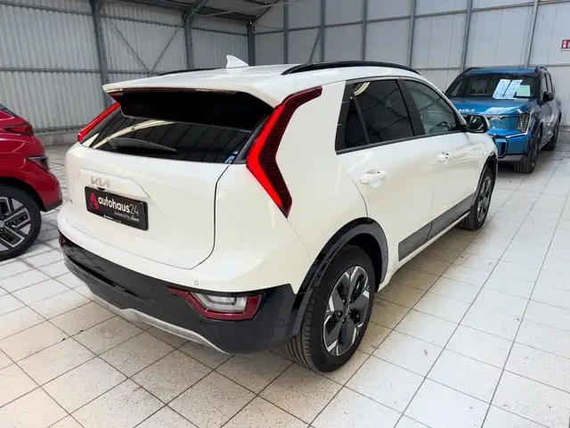 Kia E-Niro view 5