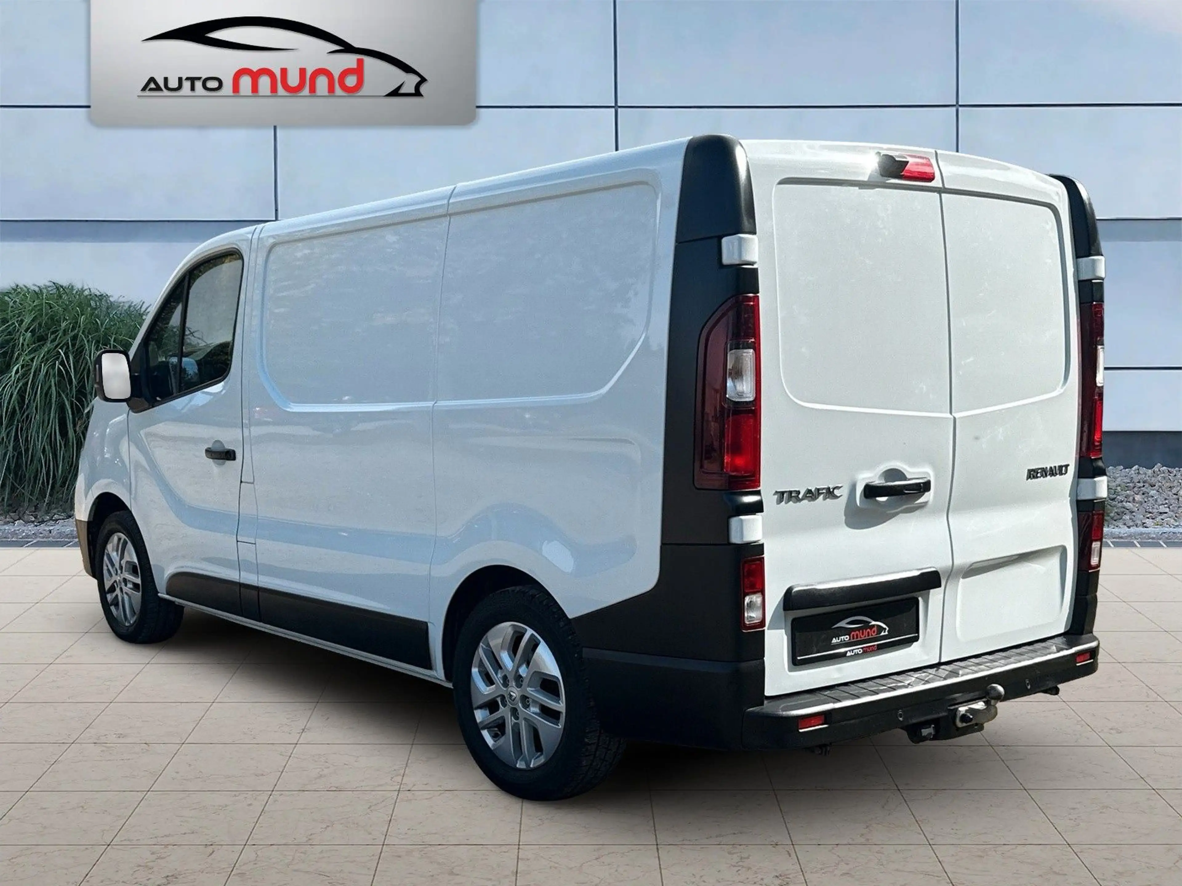 Renault Trafic Kasten L1H1 2,8t*USB*Würth Ausbau*LED*AHK — photo 2
