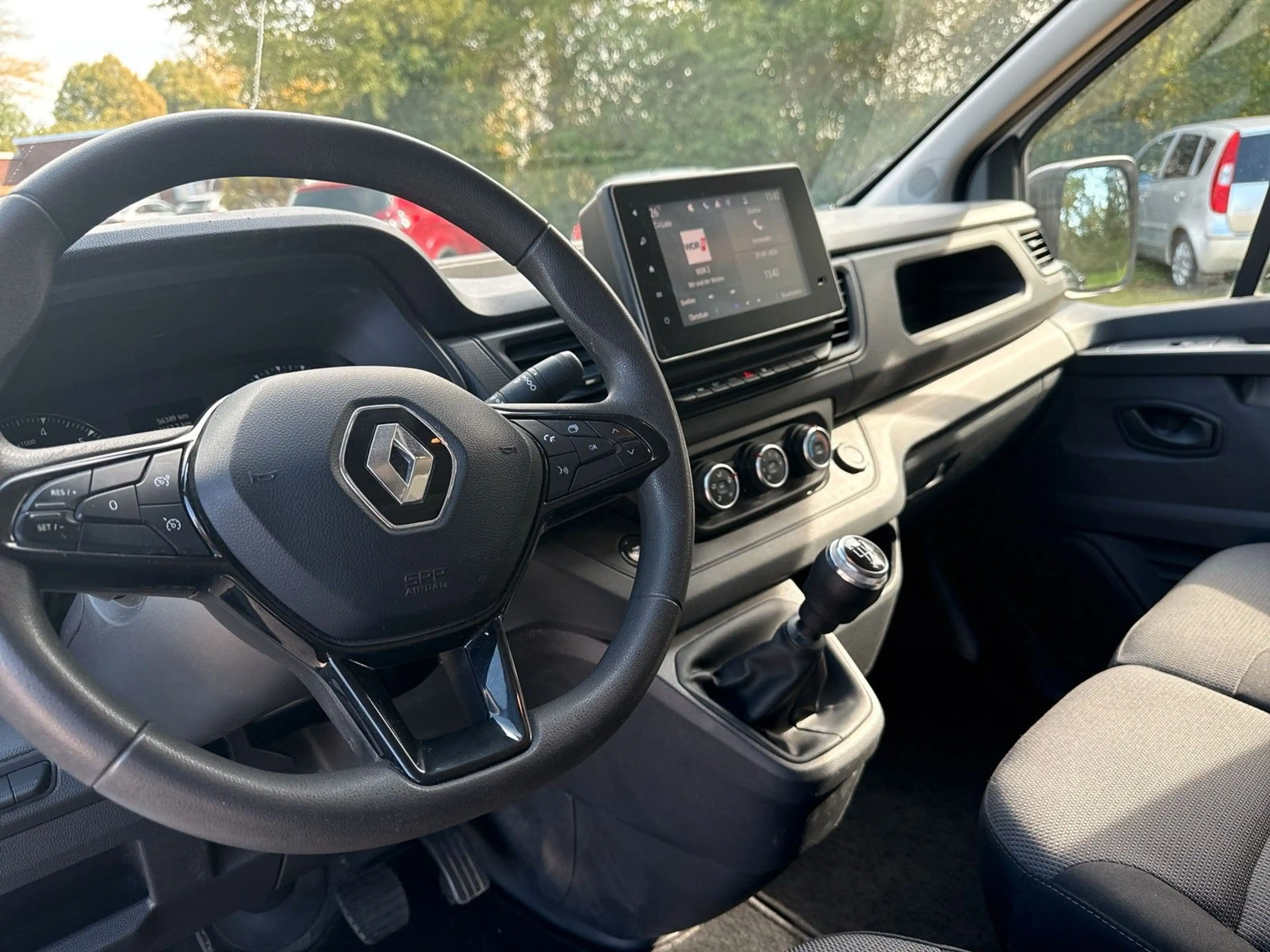 Renault Trafic Kasten L1H1 2,8t*USB*Würth Ausbau*LED*AHK — photo 7