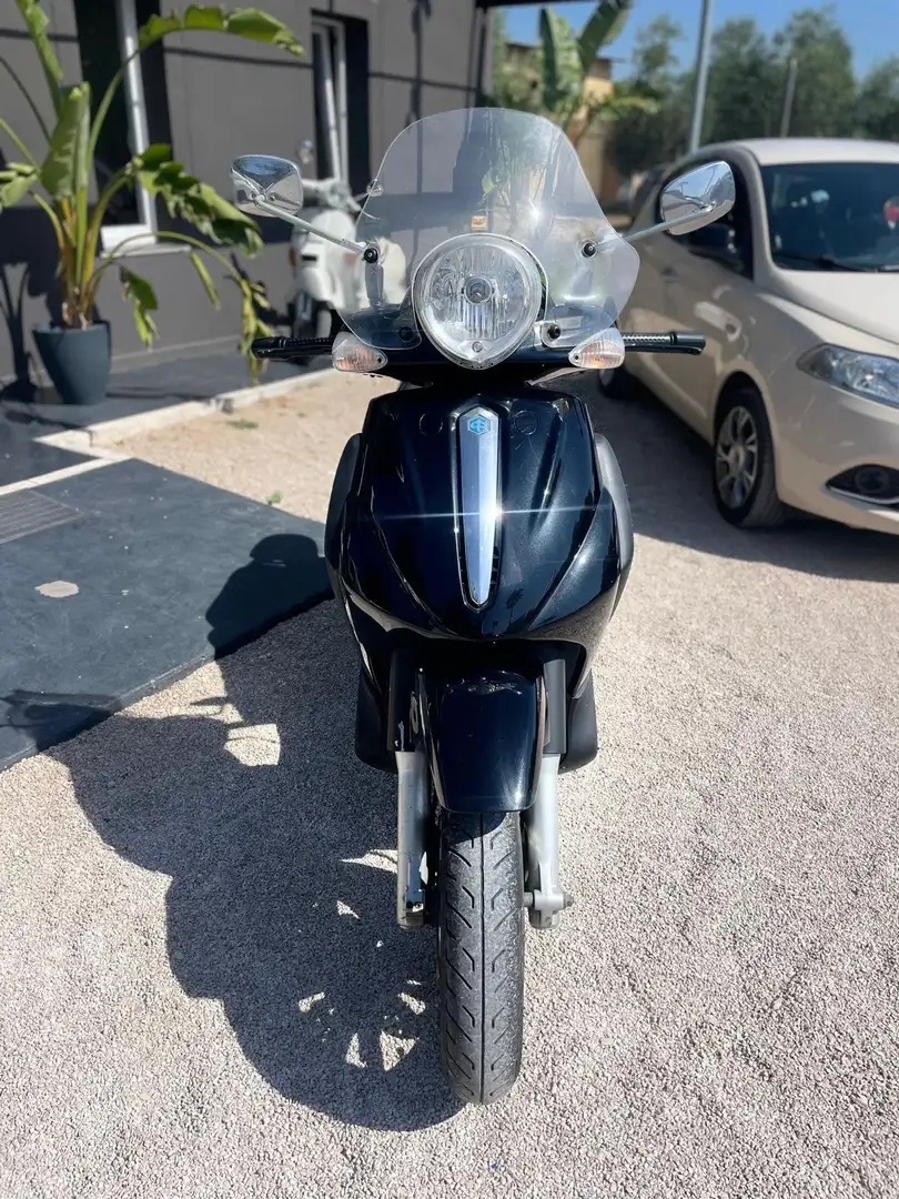Piaggio Beverly 500 Noir - 2