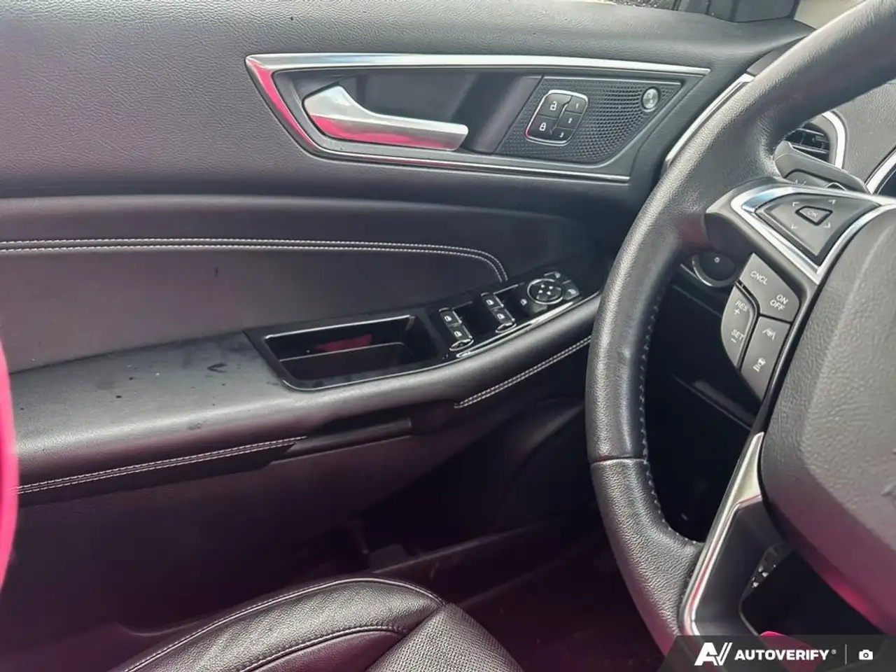 Ford Edge снимка Ford Edge