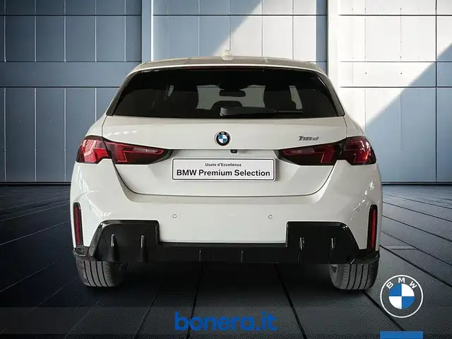 BMW 1 Series view 7