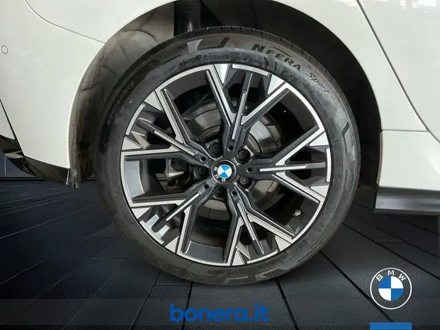 BMW 1 Series view 12