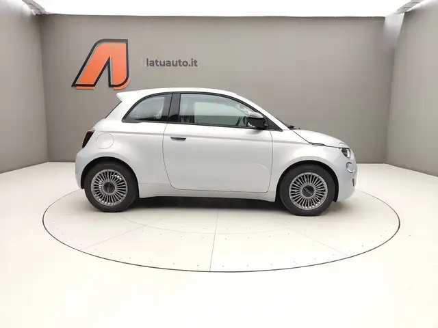 Fiat 500 view 8