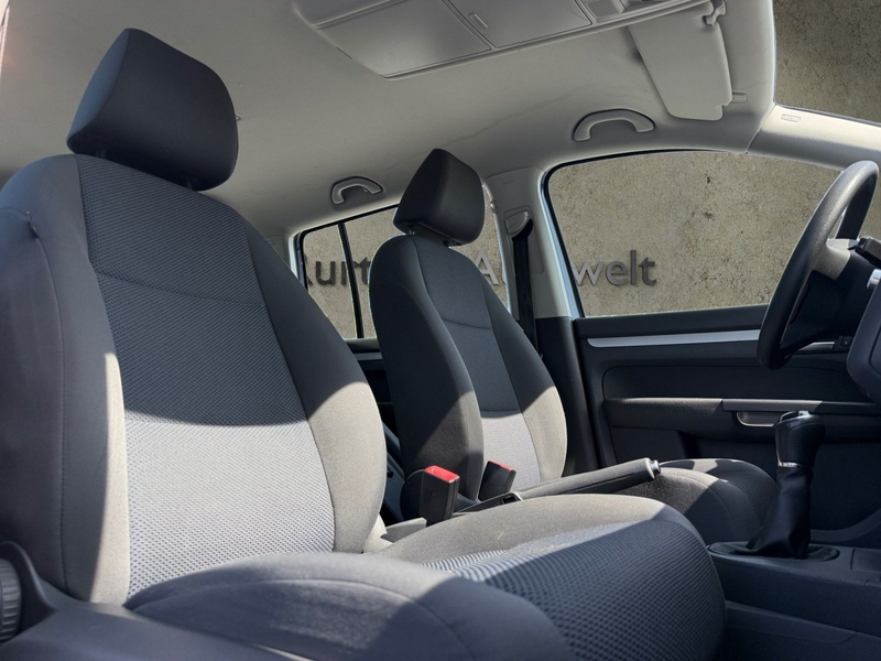 Volkswagen Touran Trendline *KLIMAAUT*SHZ*PDC*7.SITZER*TÜV* — photo 15