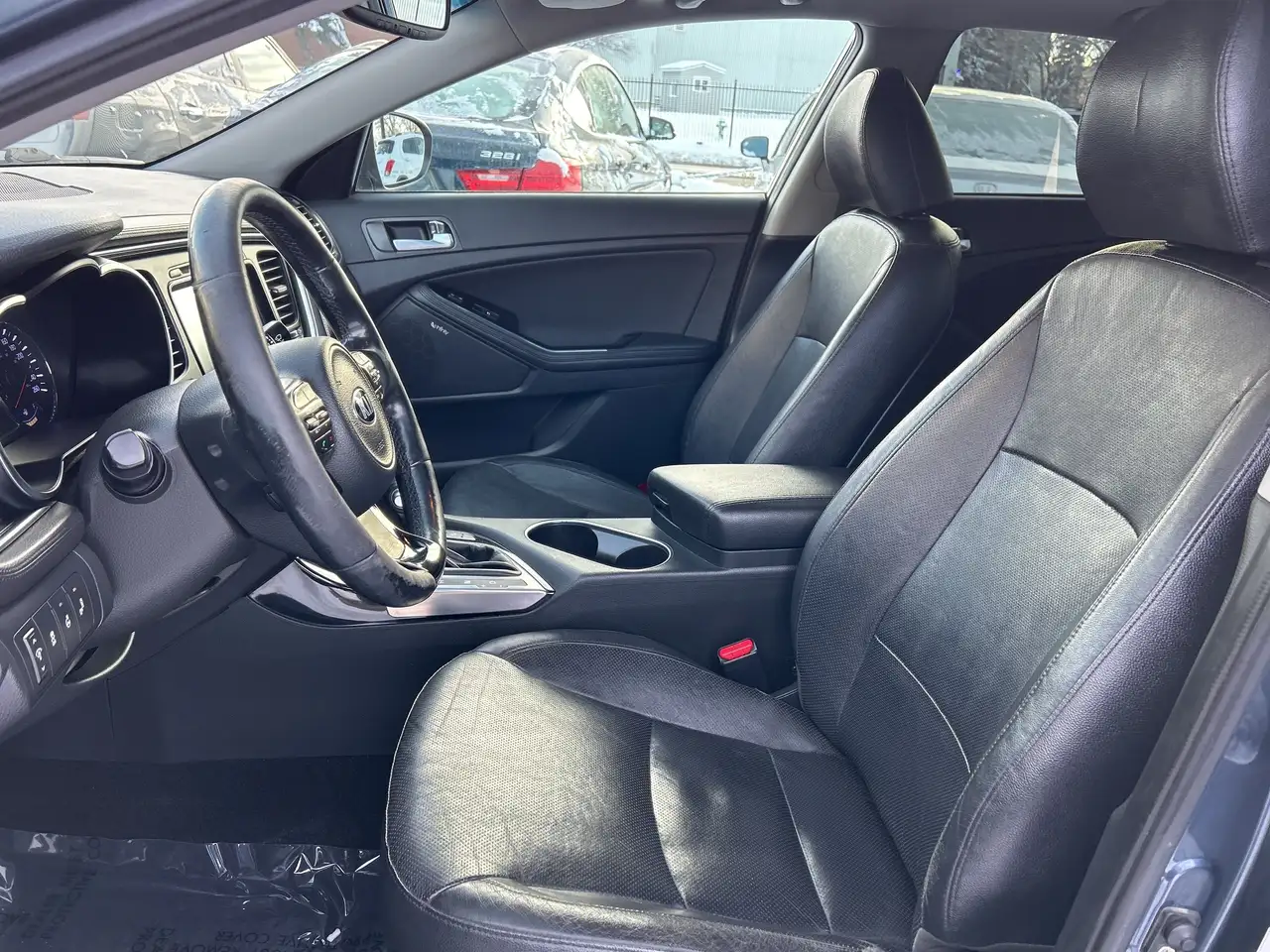 Kia Optima снимка Kia Optima