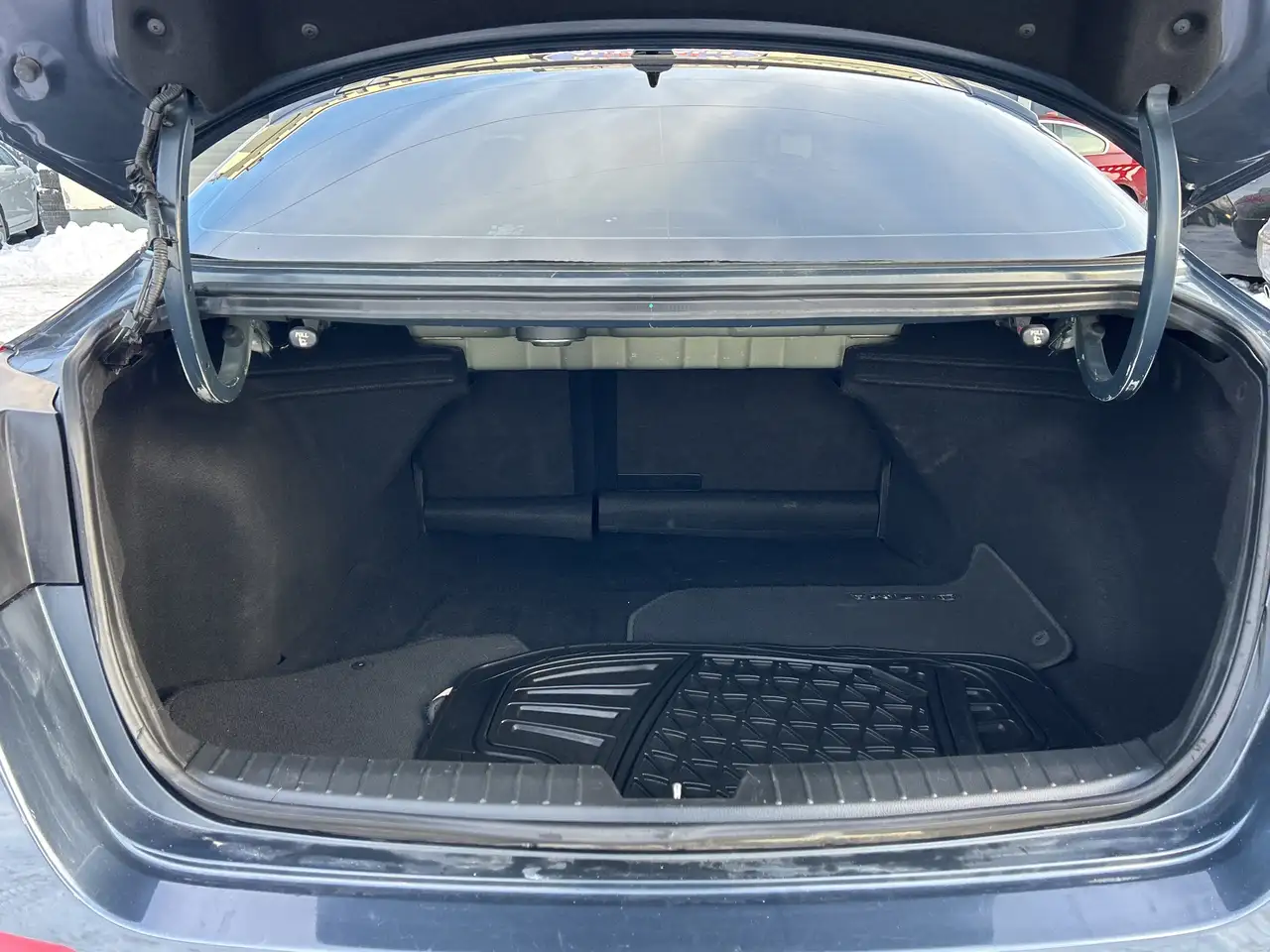 Kia Optima снимка Kia Optima