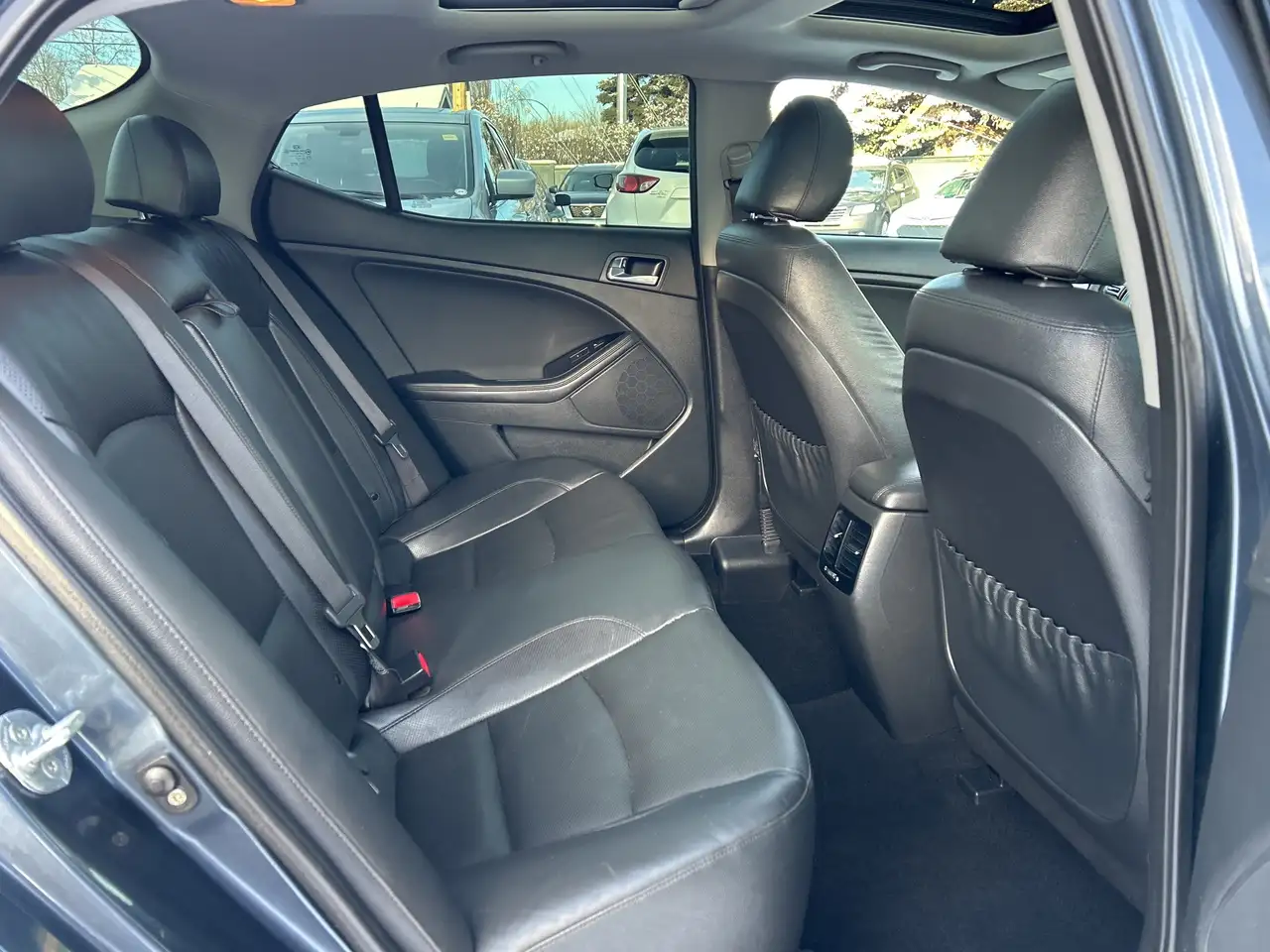 Kia Optima снимка Kia Optima