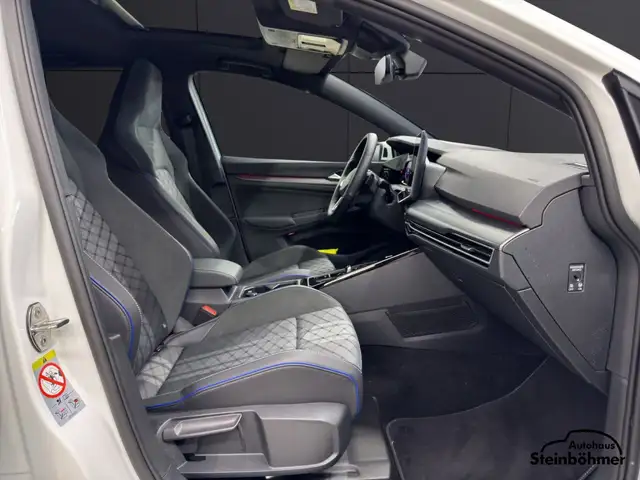 Volkswagen Golf view 14