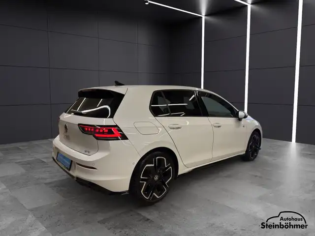 Volkswagen Golf view 8