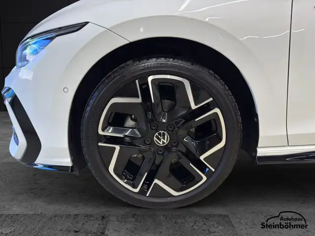 Volkswagen Golf view 13