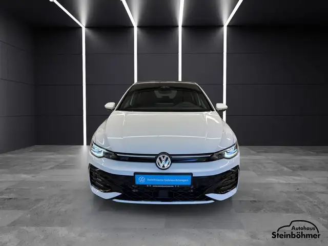 Volkswagen Golf view 11