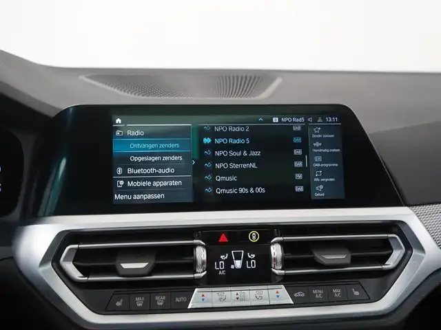 BMW 3 Series view 15