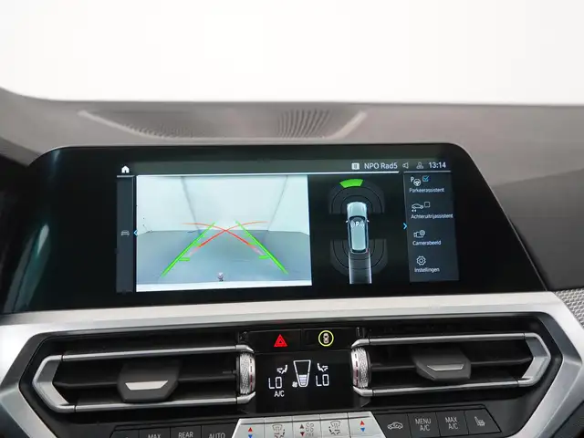 BMW 3 Series view 27