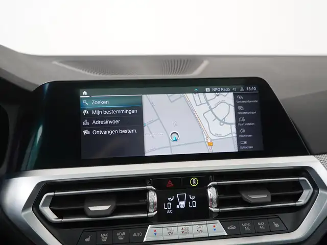 BMW 3 Series view 13