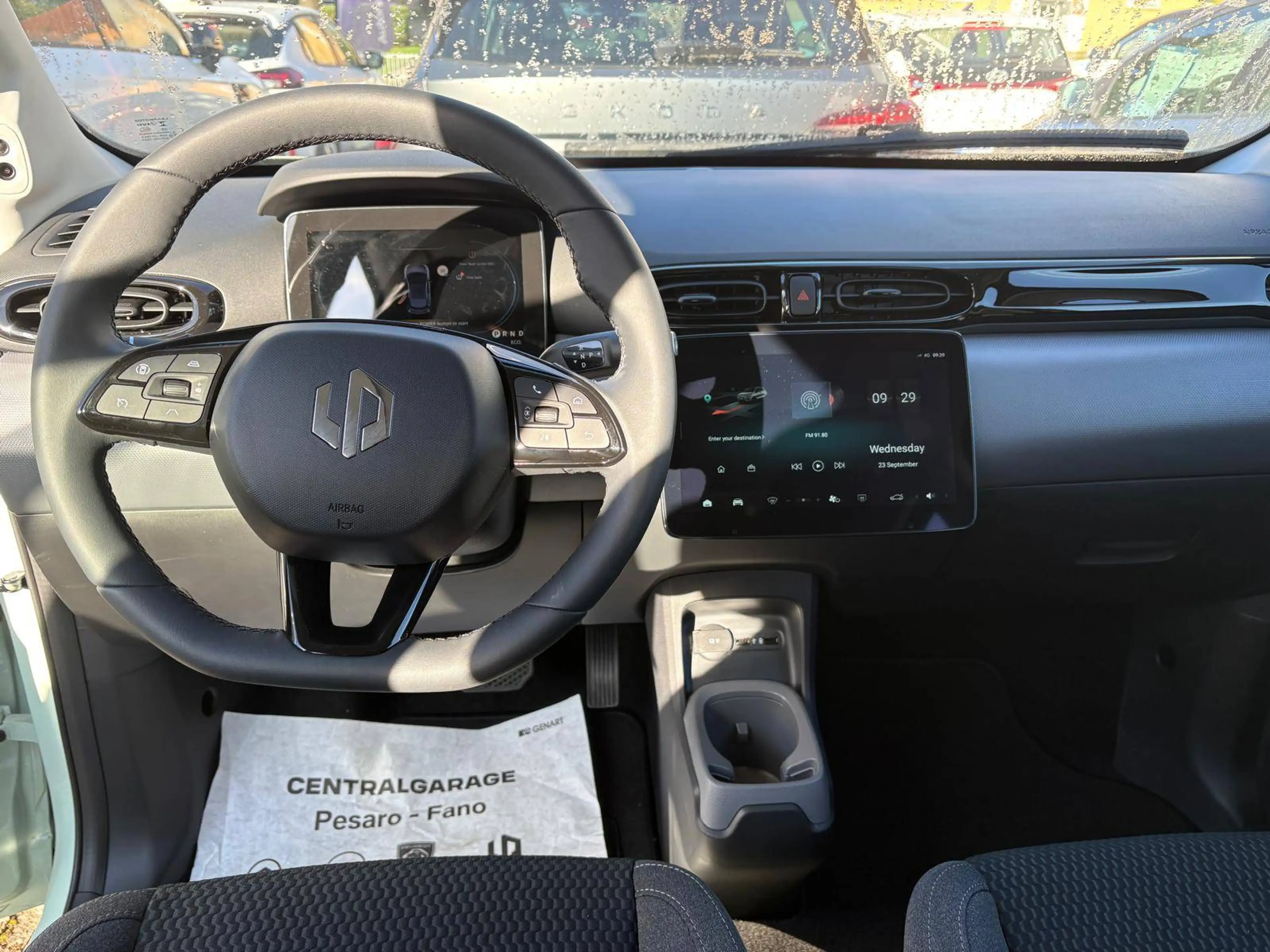 Leapmotor T03 Navi,Klimaautomat,Kamera,PDC,Pano.Aluf. — photo 15