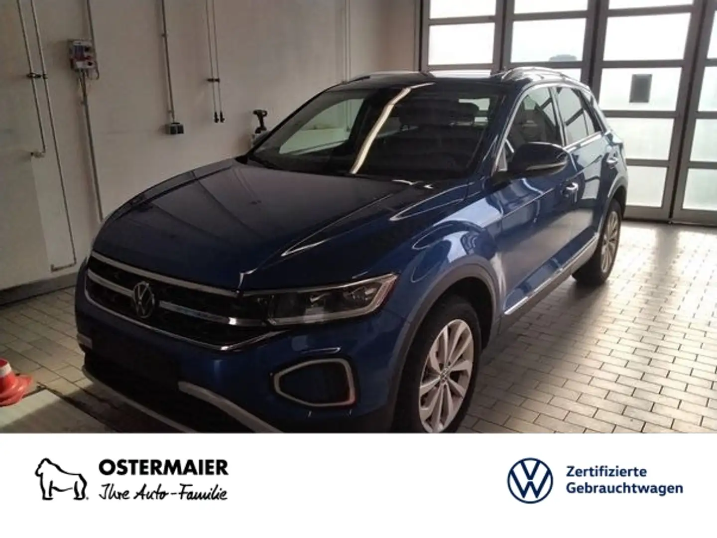 Volkswagen T-Roc STYLE 1.5TSI 150PS ACC.5J-G.AHK.NAVI+VC.2xPDC.PANO Bleu - 1