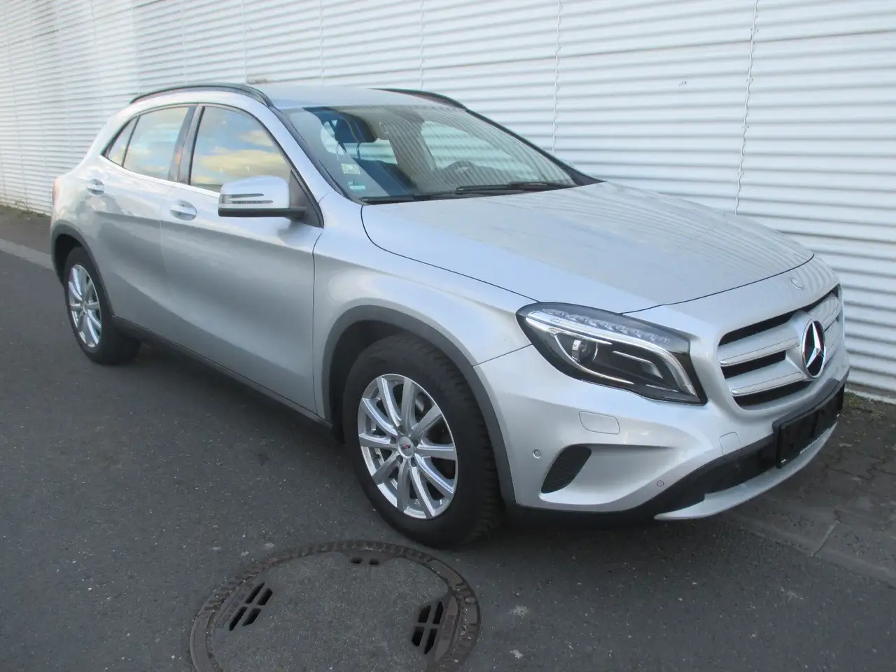 Mercedes-Benz GLA 220