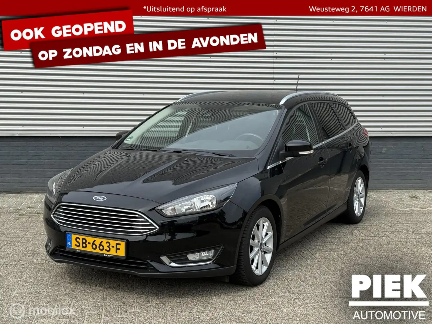 Ford Focus Wagon 1.5 TDCI Titanium EXPORTPRIJS Negro - 1