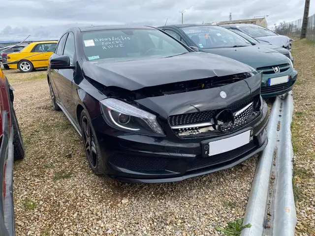 Mercedes-Benz CLA 200 Classe A A200 2.2 CDi 136 7G-DCT AMG / DQ841