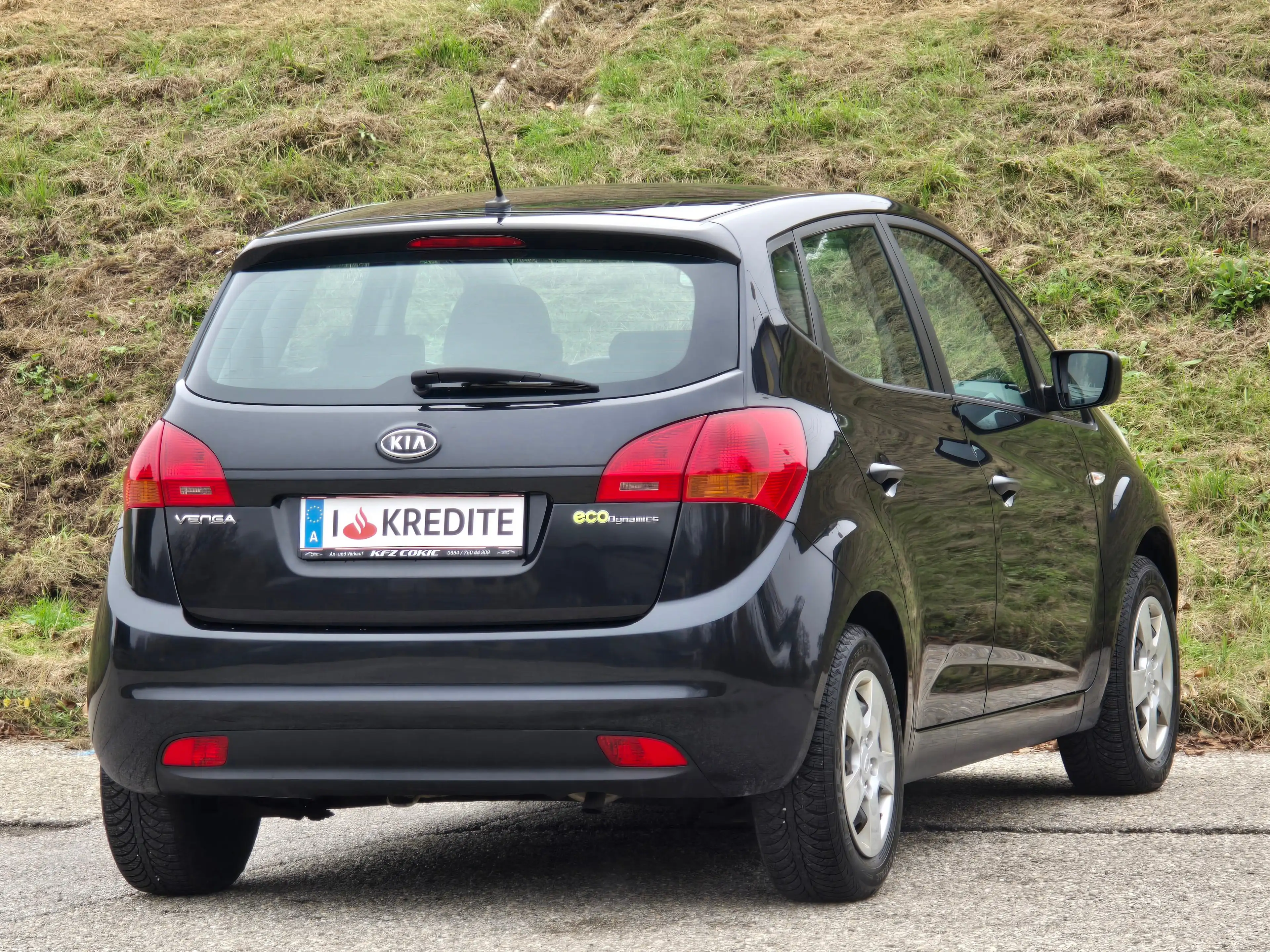 Kia Venga 1,4 Top* Kredit* Klima* Neues Pickerl* Gepflegt* — photo 4