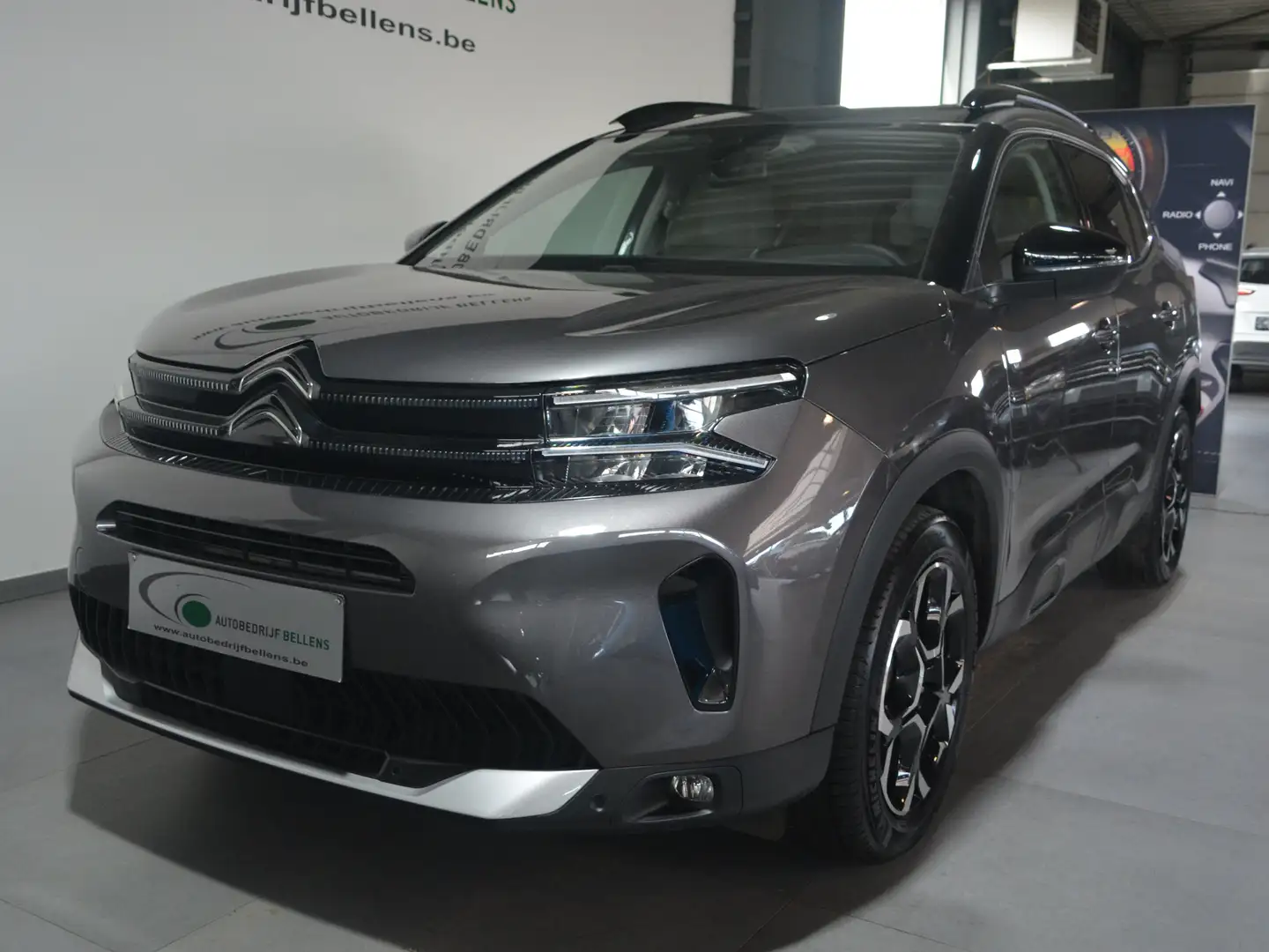Citroen C5 Aircross 1.2 PureTech Feel S Grijs - 2