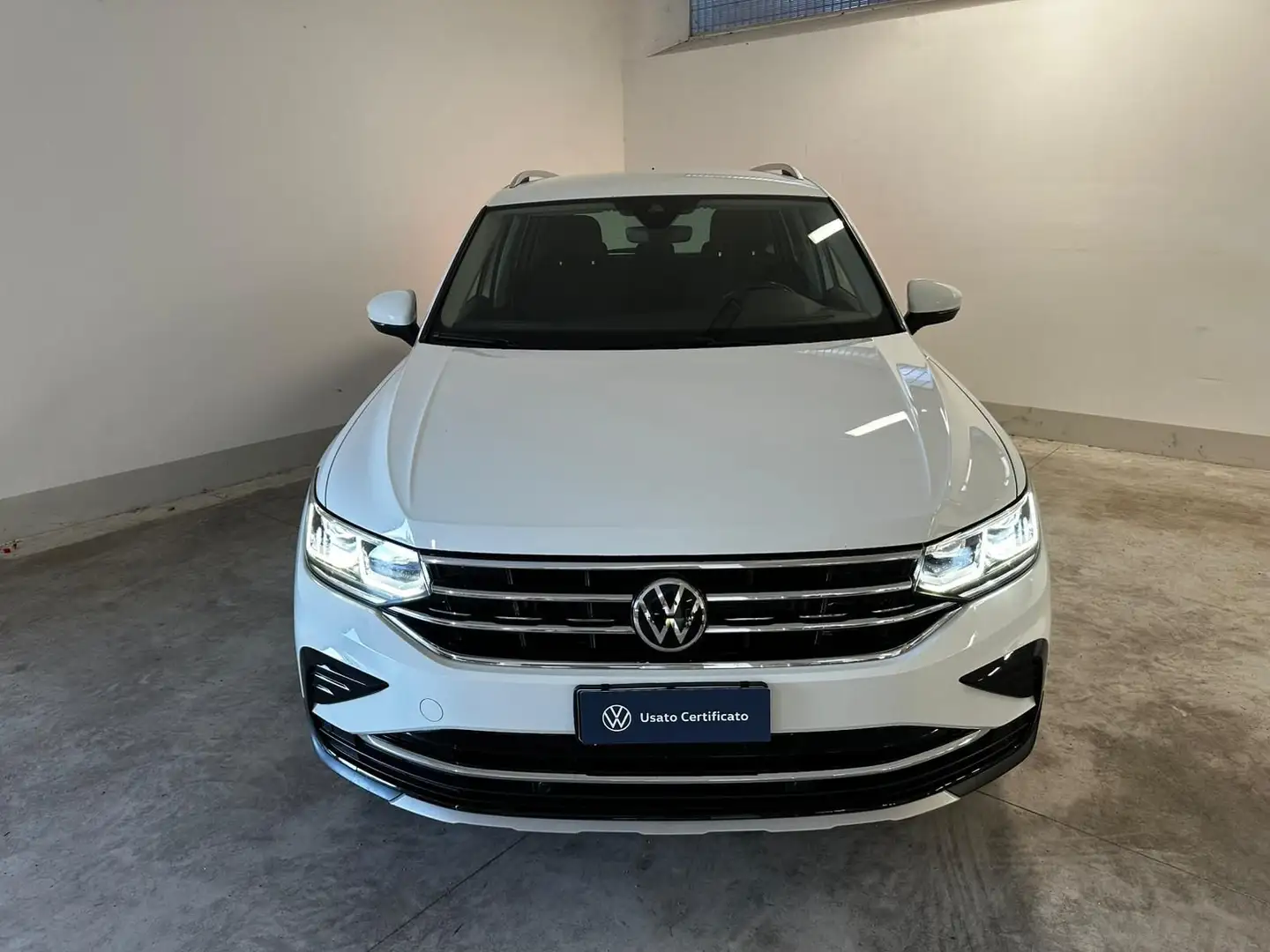 Volkswagen Tiguan 2.0 TDI 150 CV SCR DSG Elegance Bianco - 2