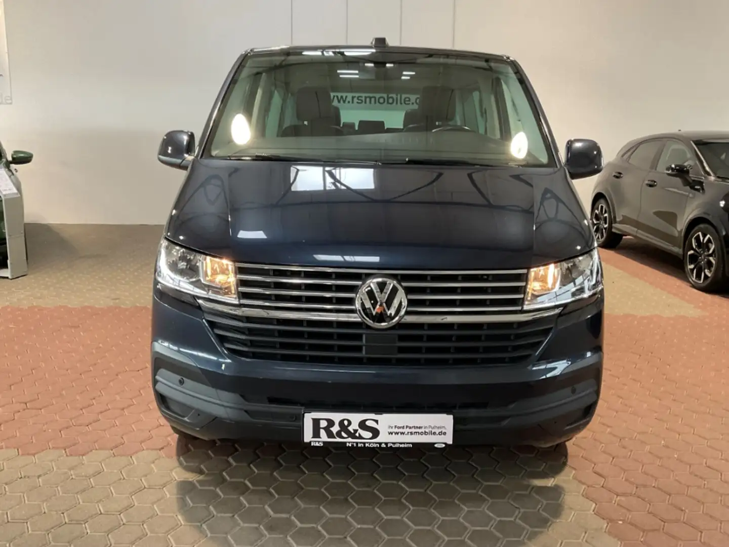 Volkswagen Transporter T6.1 Comfortline, Automatik Blau - 2