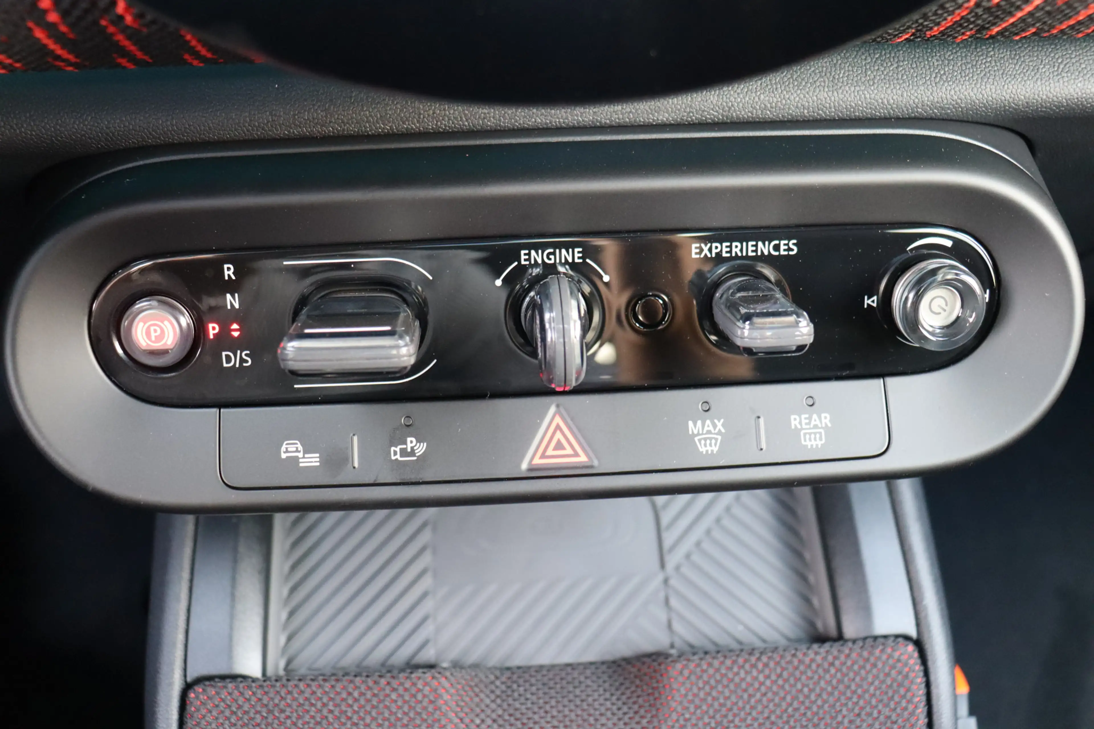 MINI Countryman C Automaat / John Cooper Works / Pakket L / 19" JCW — photo 14