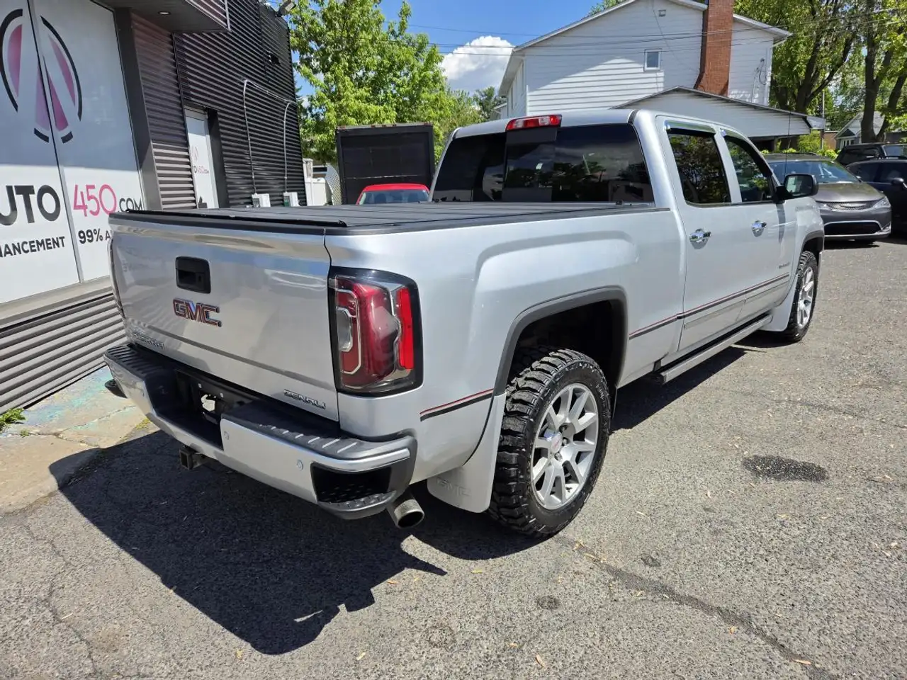 GMC Sierra 1500 снимка GMC Sierra 1500