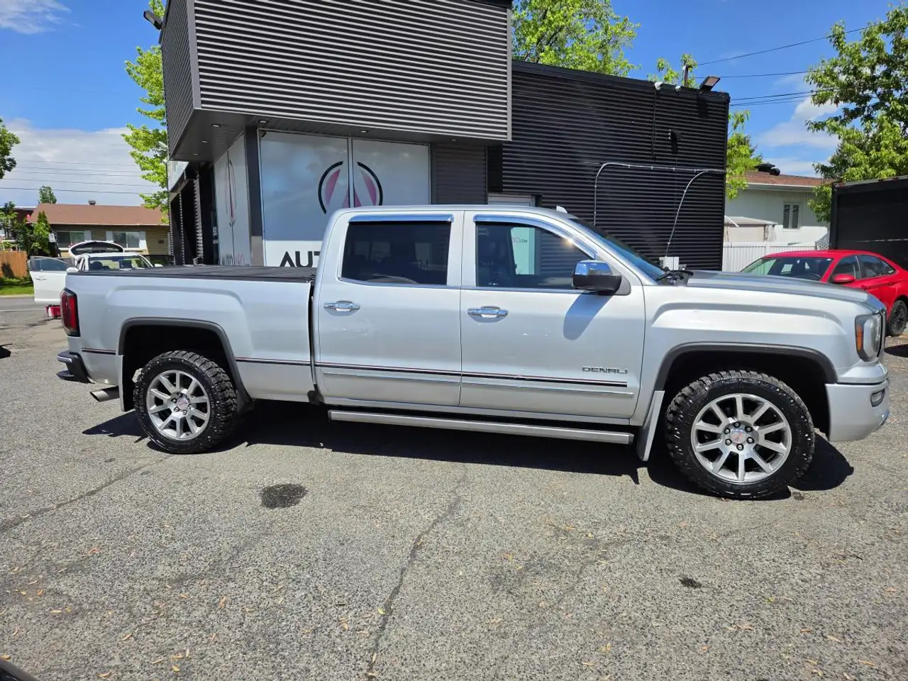 GMC Sierra 1500 снимка GMC Sierra 1500
