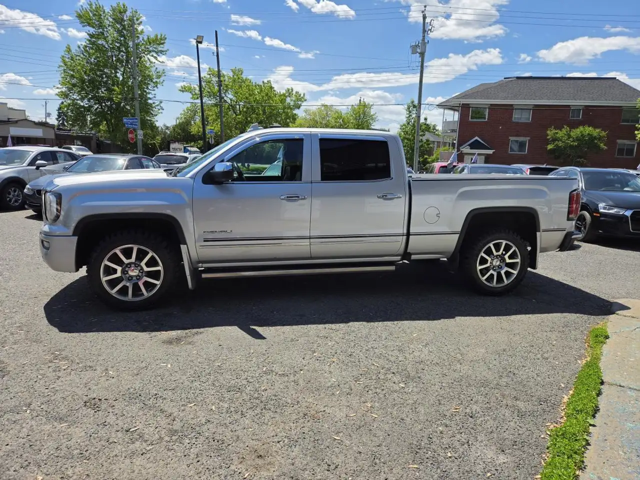 GMC Sierra 1500 снимка GMC Sierra 1500