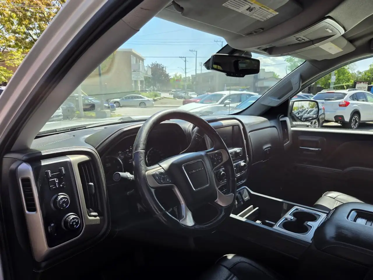 GMC Sierra 1500 снимка GMC Sierra 1500
