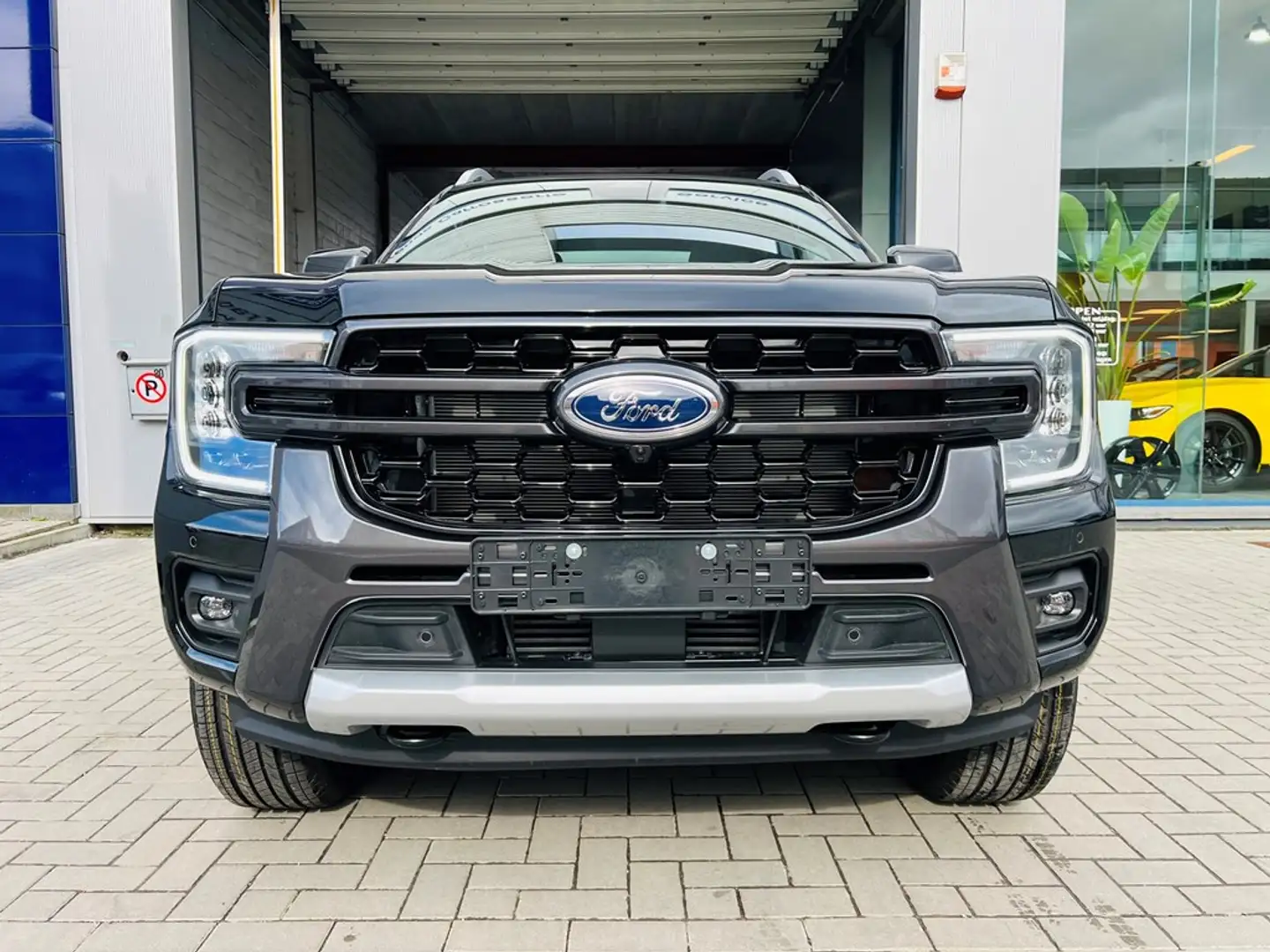 Ford Ranger 2.0 Biturbo / Wildtrak / 360 camera / Trekhaak / E Чорний - 2