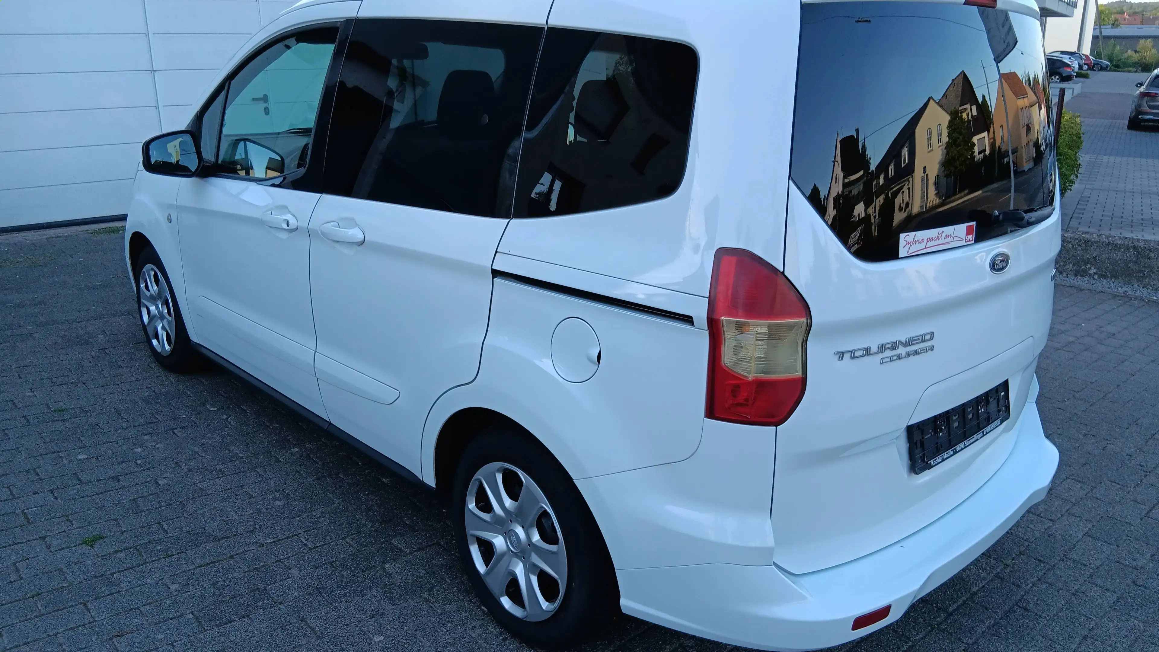 Ford Tourneo Courier Tourneo Courier 1.0 EcoBoost Trend — photo 4