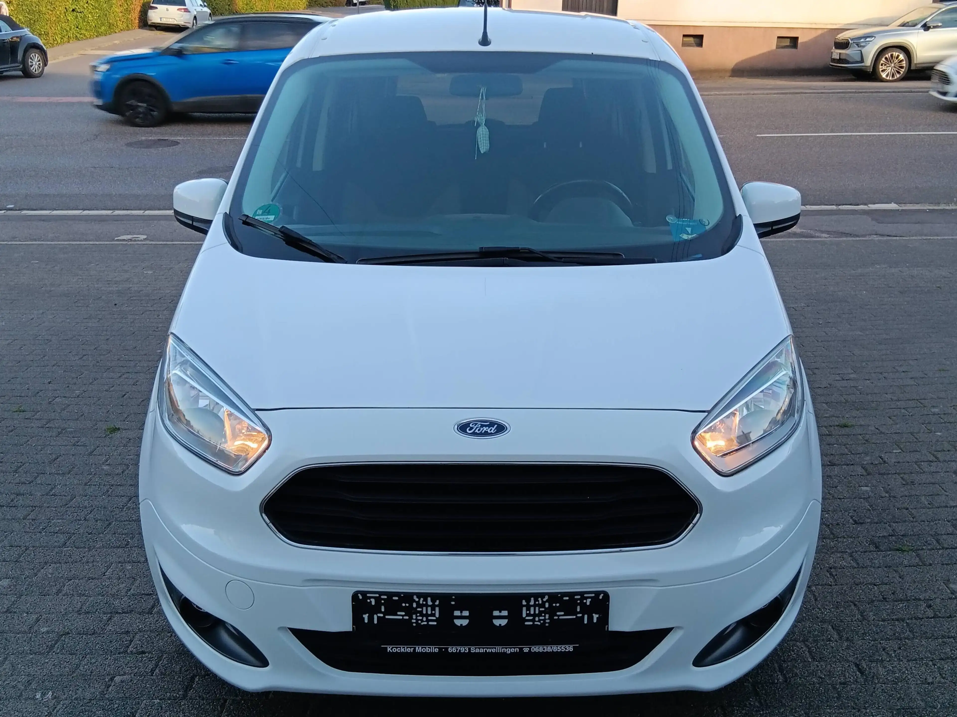 Ford Tourneo Courier Tourneo Courier 1.0 EcoBoost Trend