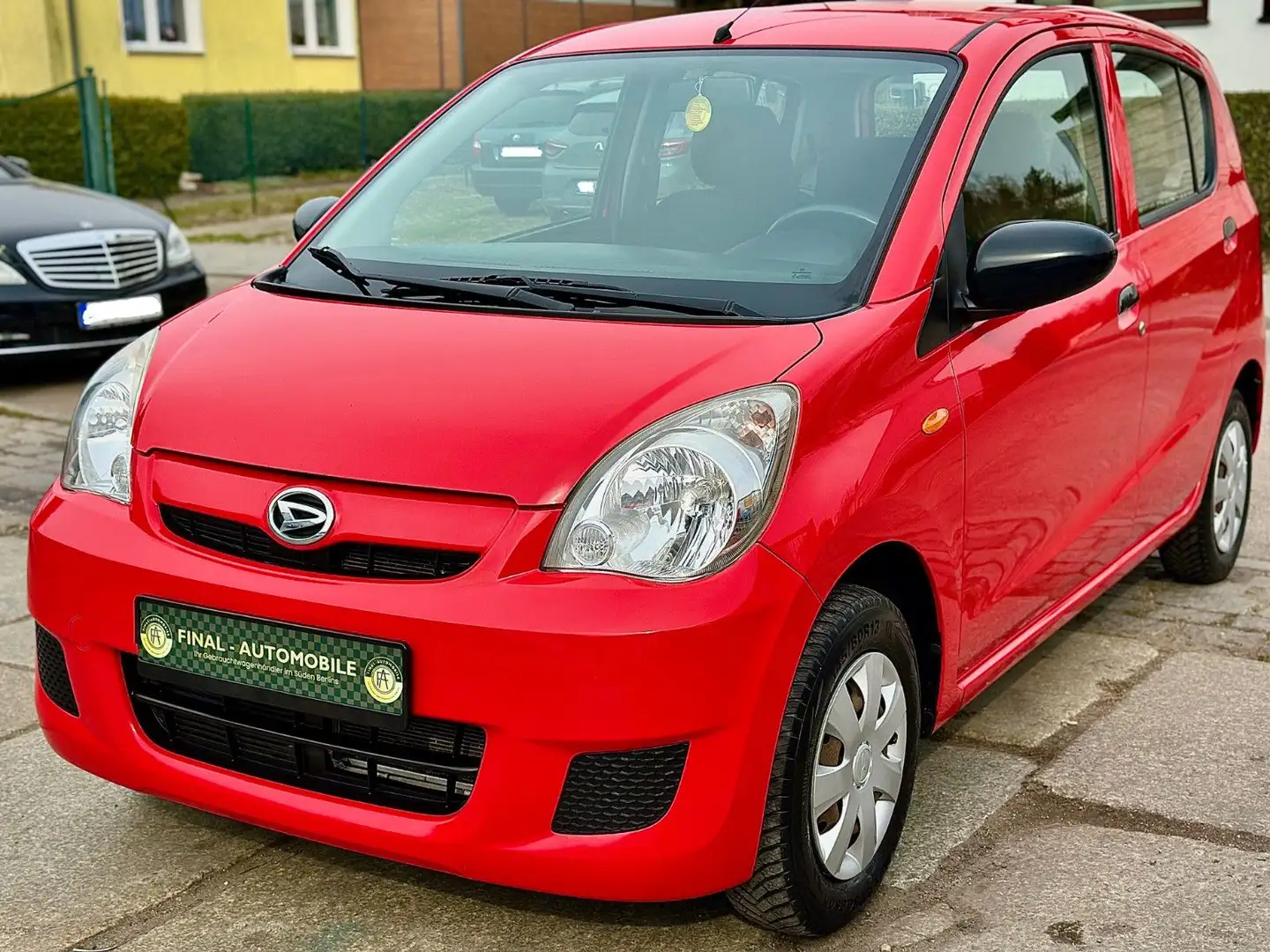 Daihatsu Cuore 1.0 Pur * Service NEU * 3.-Hand * Klima * Roşu - 1