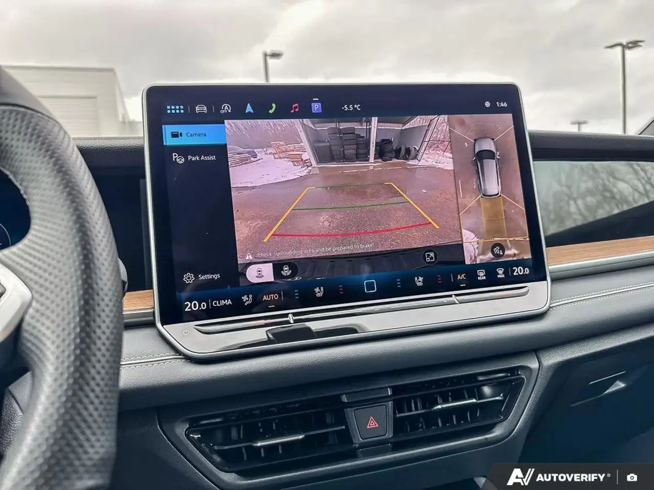 Volkswagen Tiguan снимка Volkswagen Tiguan