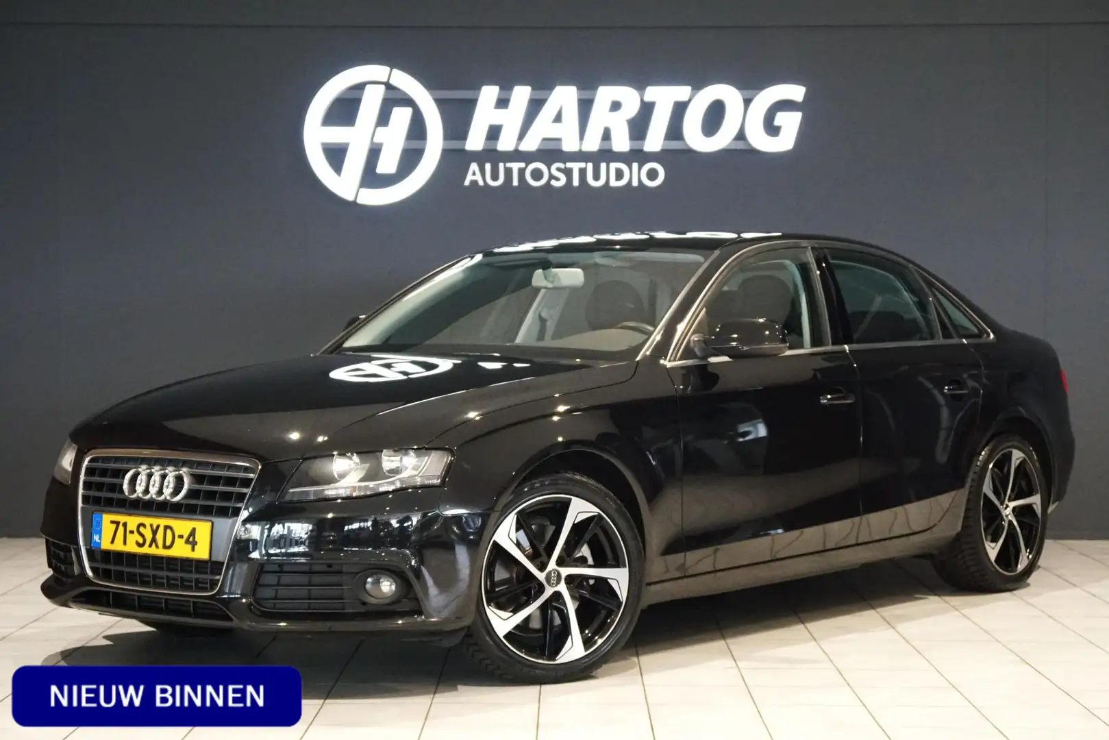 Audi A4 Limousine 1.8 TFSI Pro Line Business + TREKHAAK / Zwart - 1