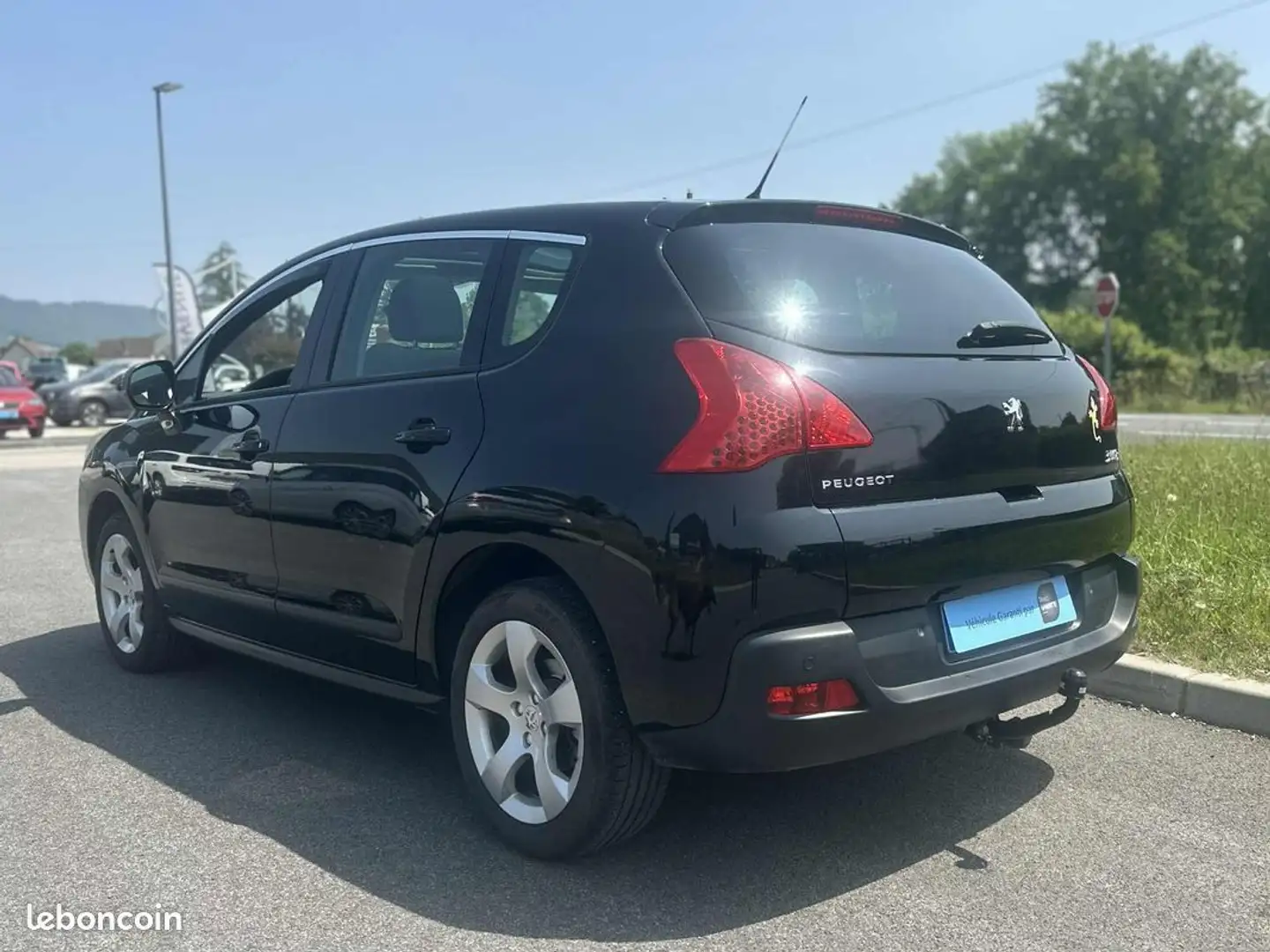 Peugeot 3008 1.6 HDI 112ch ALLURE Noir - 2