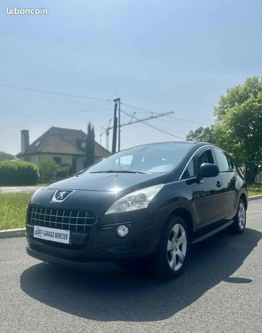 Peugeot 3008 1.6 HDI 112ch ALLURE Noir - 1